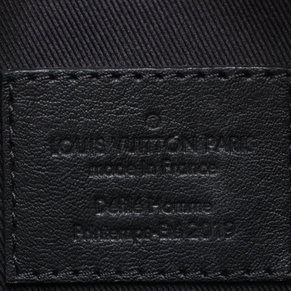 π―Louis Vuitton Monogram Solar Soft Trunk - Picture 7 of 12